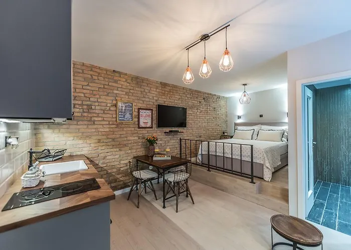 Apartments Fontana *