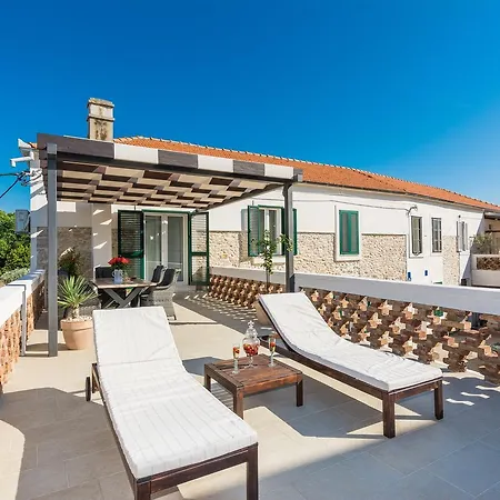 Fontana Apartman Zára